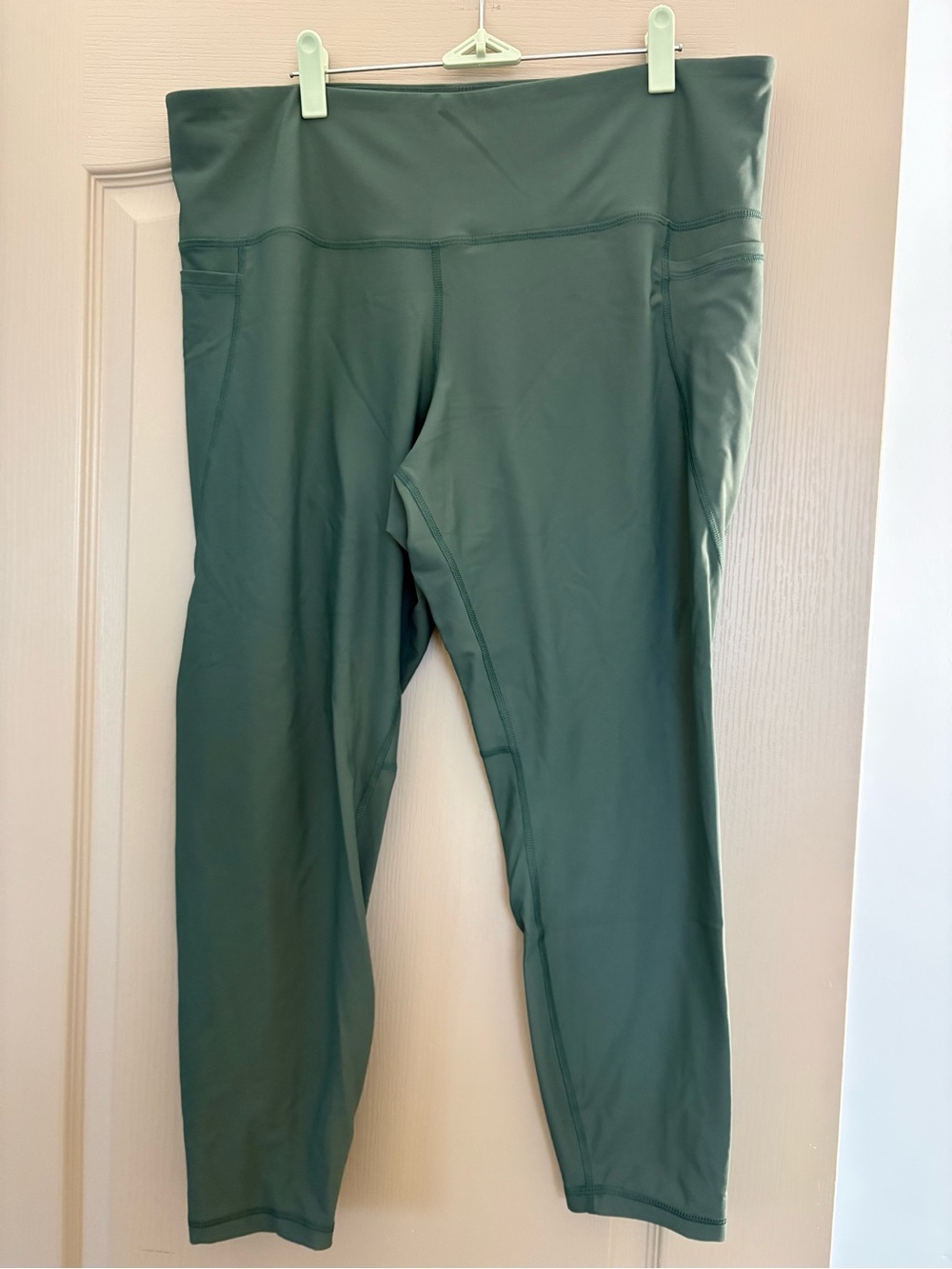 Old Navy Green High-Waist Athletic Leggings